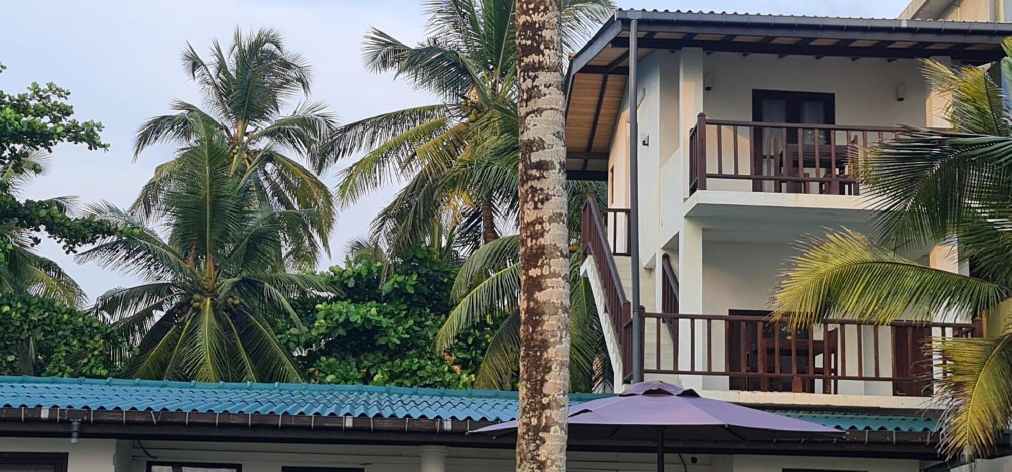 Thiranagama Beach Hotel Hikkaduwa Exterior foto